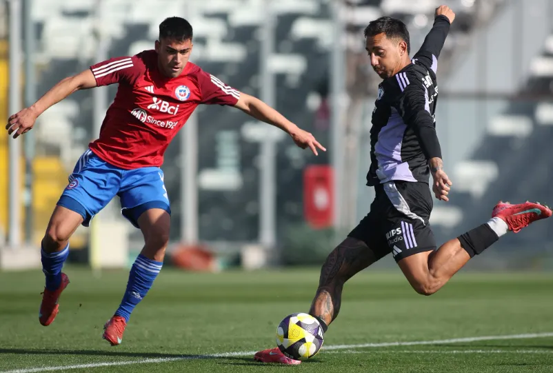 Colo Colo jugó un amistoso contra La Roja Sub 20 | Foto: Photosport