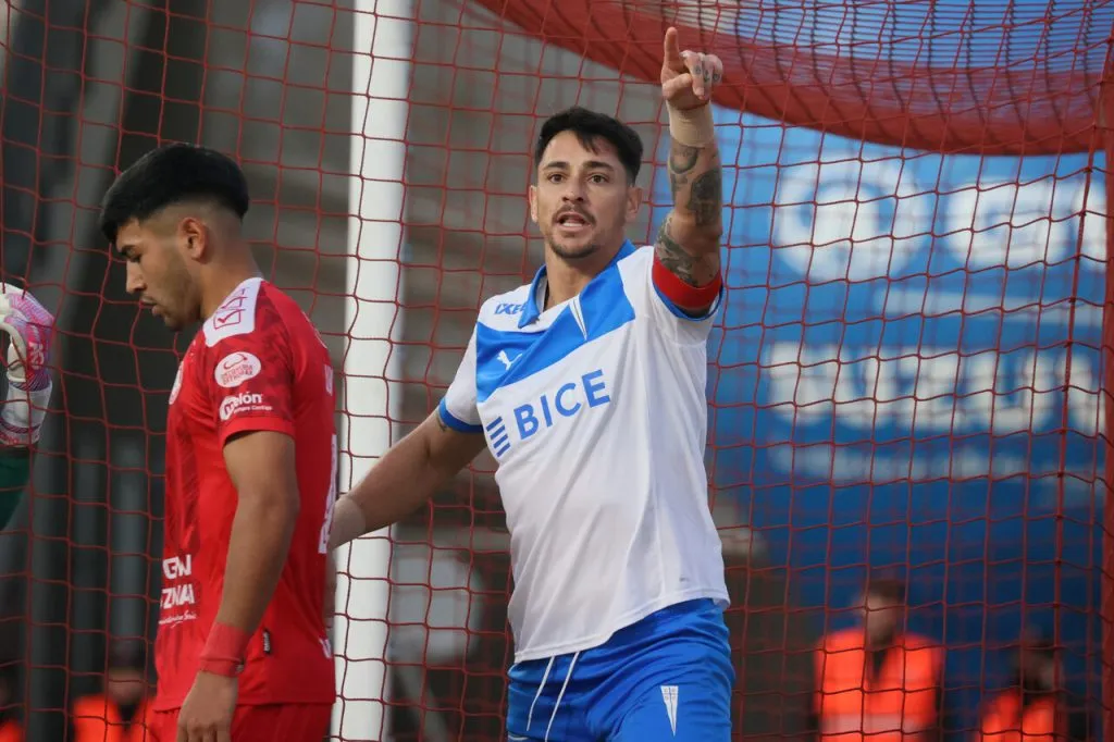 Fernando Zampedri será de la partida ante Colo Colo. Foto: Dragomir Yankovic/Photosport