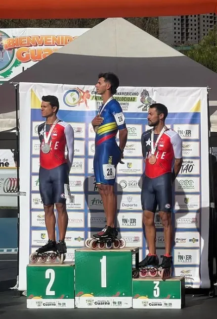 Emanuelle Silva en uno de los podios de esta jornada en el Panamericano de Patinaje