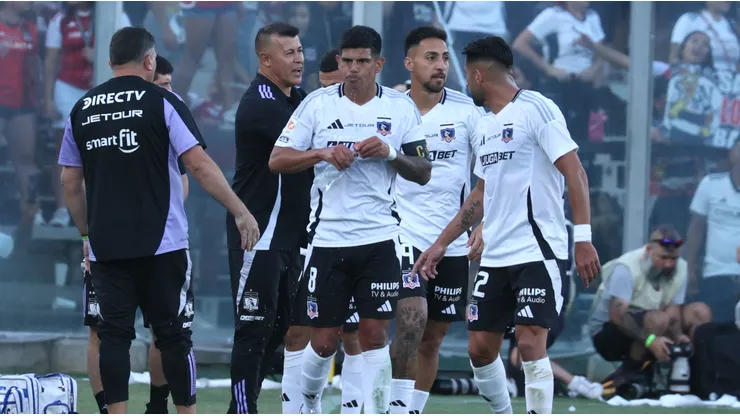 La reacción de Esteban Pavez ante el posible despido de Jorge Almirón de Colo Colo.