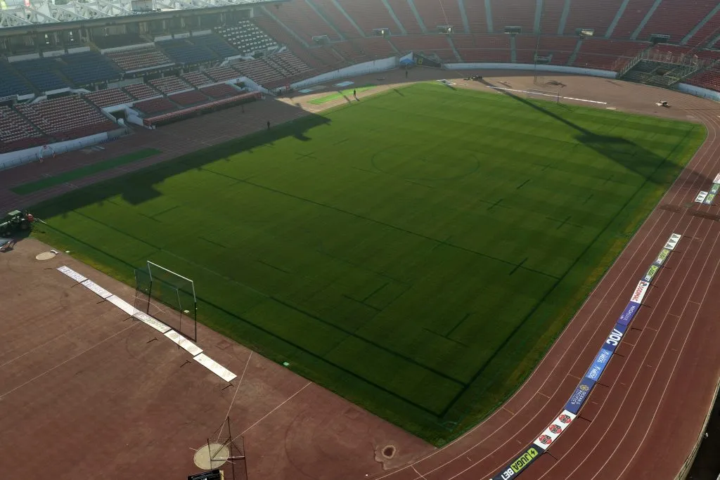 La cancha del Estadio Nacional antes del Superclásico entre Colo Colo y la U.