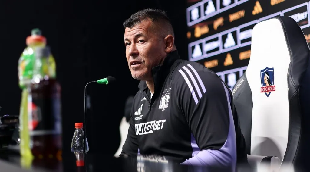 La conferencia de prensa en Colo Colo: Superclásico., la U y el futuro de Jorge Almirón