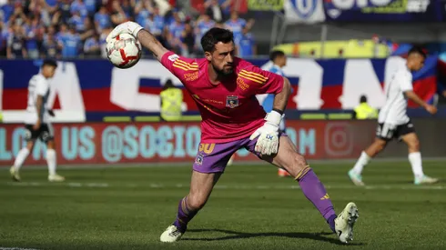 Jorge Almirón explica por qué Fernando de Paul será titular en Colo Colo por sobre Brayan Cortés.