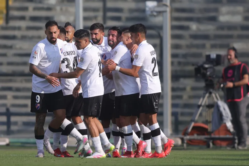 Colo Colo enfrentará a Real Valladolid en Viña del Mar | Foto: Photosport