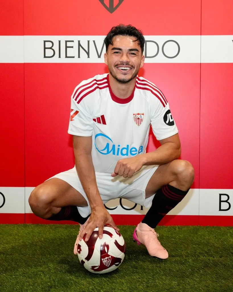 Gabriel Suazo fue presentado en el Sevilla de España | Foto Sevilla CF