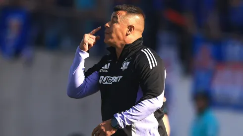Jorge Almirón revela sorpresa en Colo Colo para los amistosos ante Real Valladolid.
