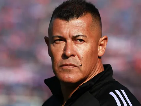 La receta de Almirón para finalizar la crisis en Colo Colo: "Se sale con..."