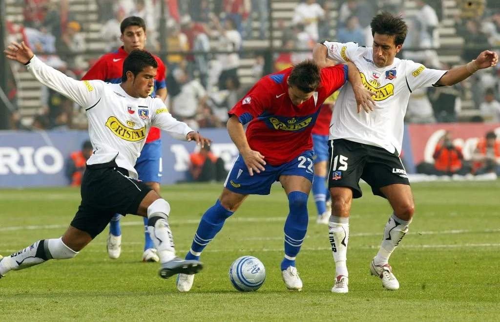 Moisés Villarroel junto Arturo Vidal en Colo Colo.