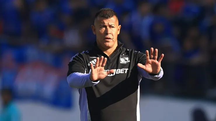 Jorge Almirón respira tranquilo en Colo Colo.