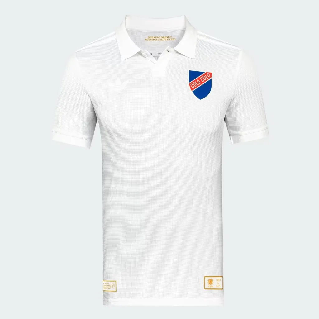 La camiseta edición especial de Colo Colo. Imagen: Adidas.