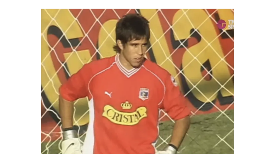 Claudio Bravo en sus primeros partidos con Colo Colo