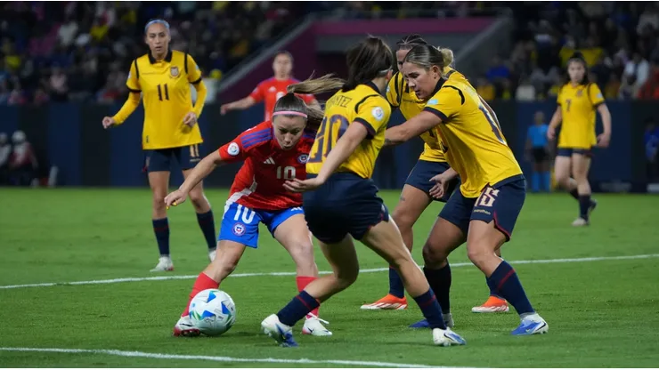 ¿A qué hora juega Chile Femenino vs Uruguay y quién transmite la Copa América 2025?