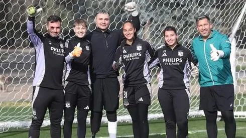 Cristóbal Campos junto a Colo Colo Femenino.