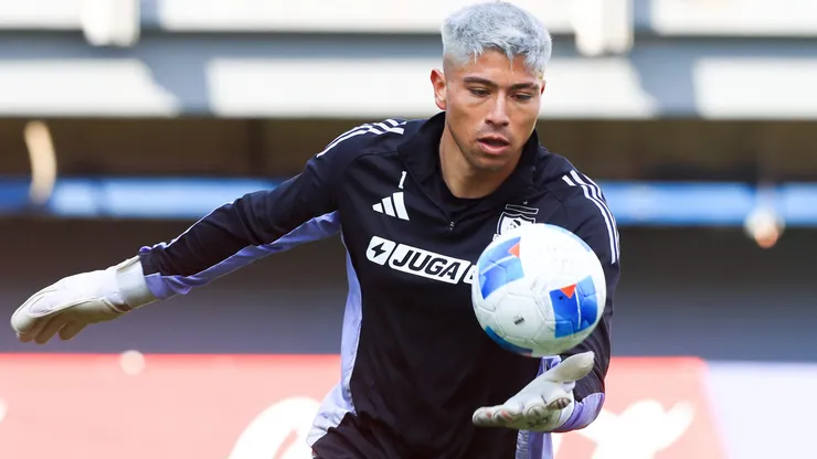 En Colo Colo descartan acuerdo por Brayan Cortés.