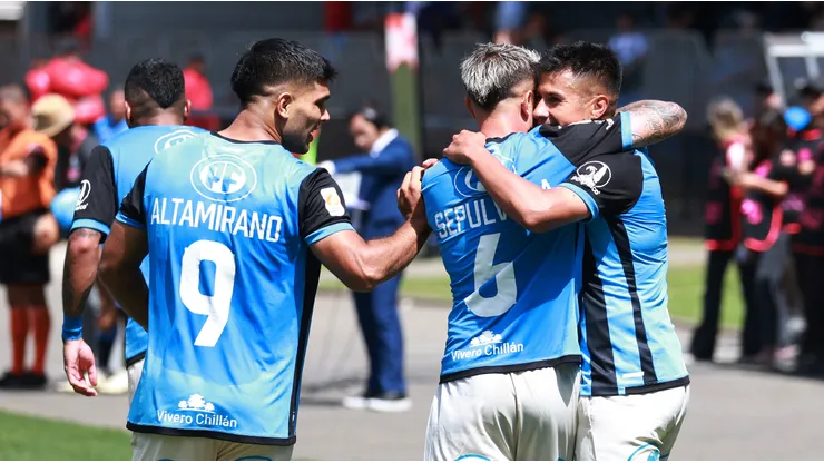 Se reencontrarán con el Cacique: Los ex jugadores de Colo Colo que juegan en Huachipato.