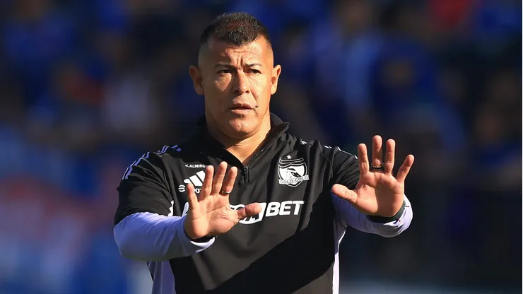 La solución de Jorge Almirón para cumplir con los minutos Sub 21 en Colo Colo.