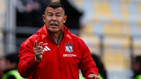 Jorge Almirón conoce sanción por expulsión en Colo Colo.
