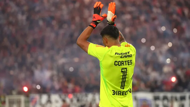 Avisan que Colo Colo y Peñarol llegaron a un acuerdo por Brayan Cortés.