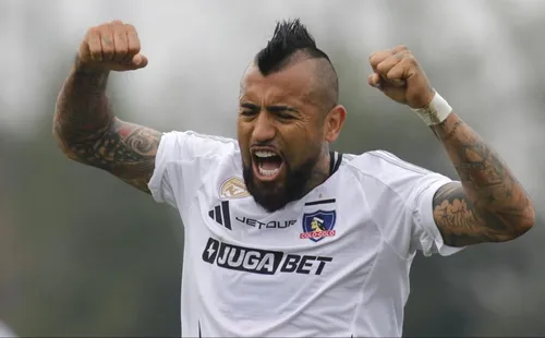 Arturo Vidal está a un paso de renovar con Colo Colo