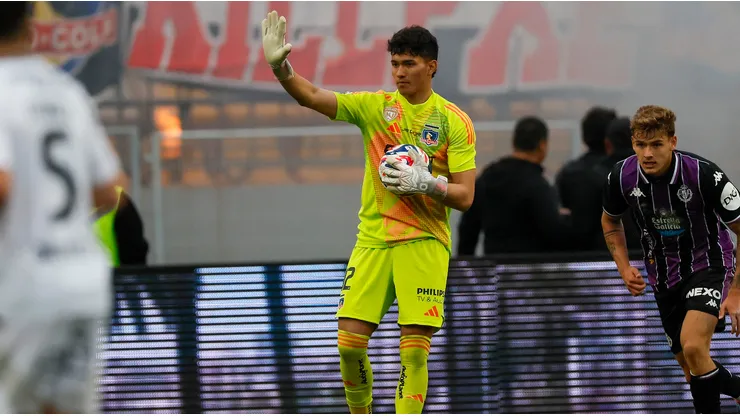 CSD Colo Colo le da gran espaldarazo a Eduardo Villanueva tras partida de Brayan Cortés.