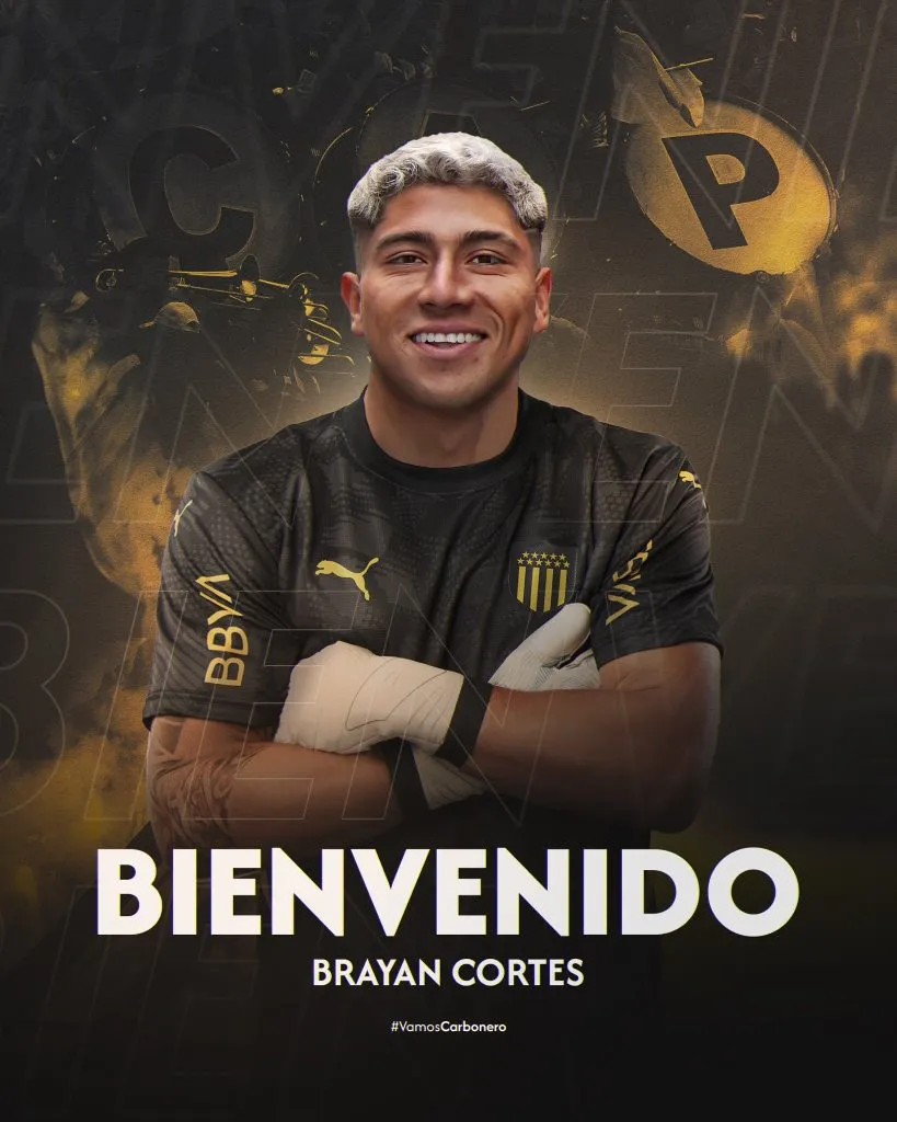 Bienvenida de Peñarol a Cortés. (Foto: @OficialCAP)