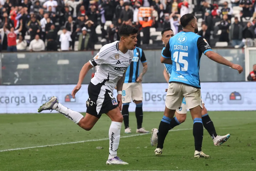 Esteban Pavez no lo pasa bien en Colo Colo. 