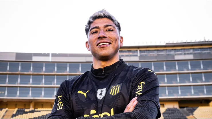 Un esfuerzo enorme: Cortés destaca a Aguirre en su llegada a Peñarol