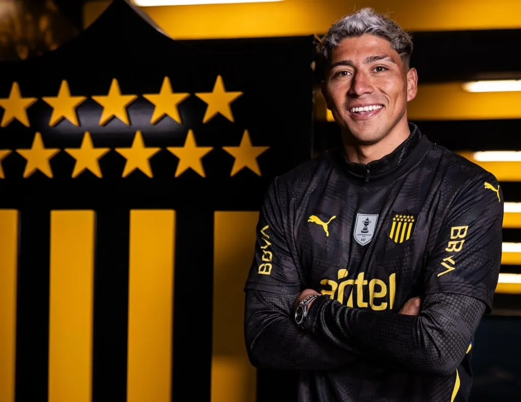 El lunes pasado, Brayan Cortés fue presentado oficialmente en Peñarol. 