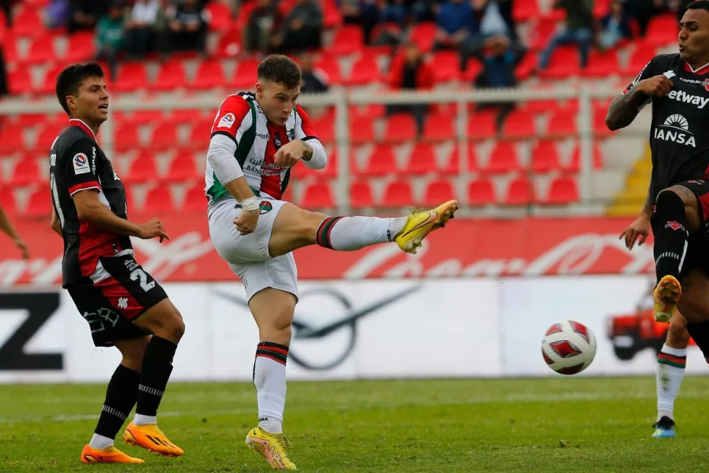 Bruno Barticciotto es opción en Colo Colo. Imagen: Marcelo&nbsp;Hernandez/Photosport