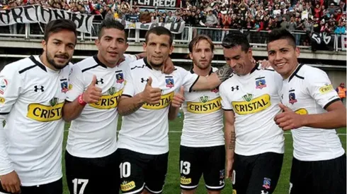 Emiliano Vecchio junto a sus compañeros de Colo Colo en 2014.