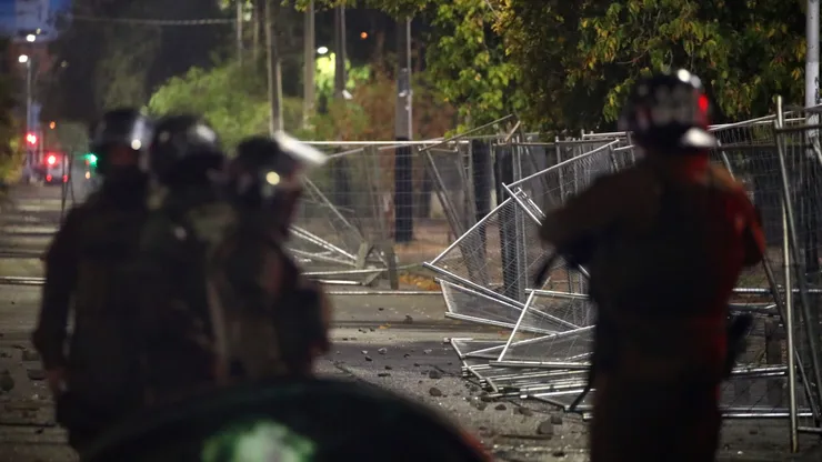 Exfiscal culpa a Carabineros de la tragedia en el Monumental.