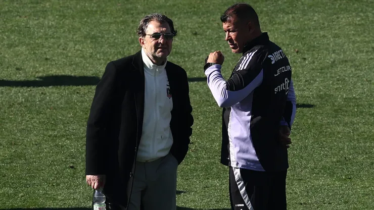 El tirón de orejas de Aníbal Mosa a Jorge Almirón por sus expulsiones en Colo Colo.