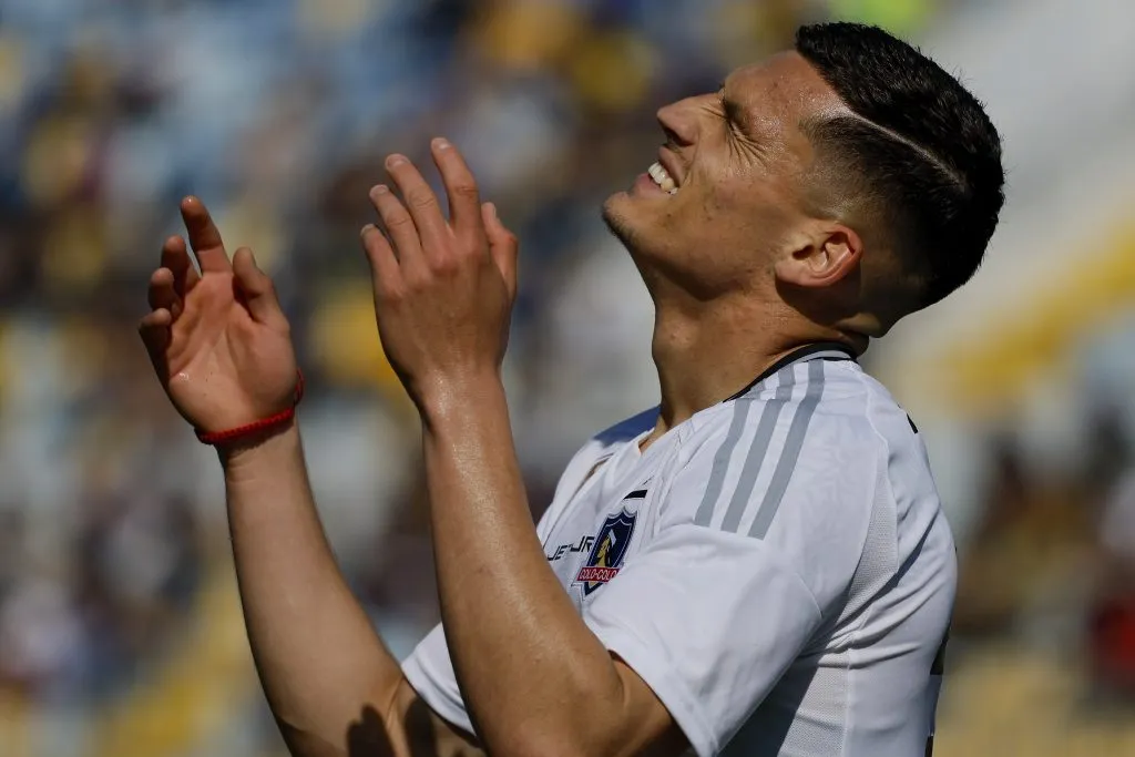 Ignacio González le ahogó el grito de gol a Lucas Cepeda con una notable tapada.