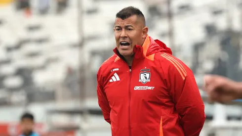 Jorge Almirón deja la banca de Colo Colo.