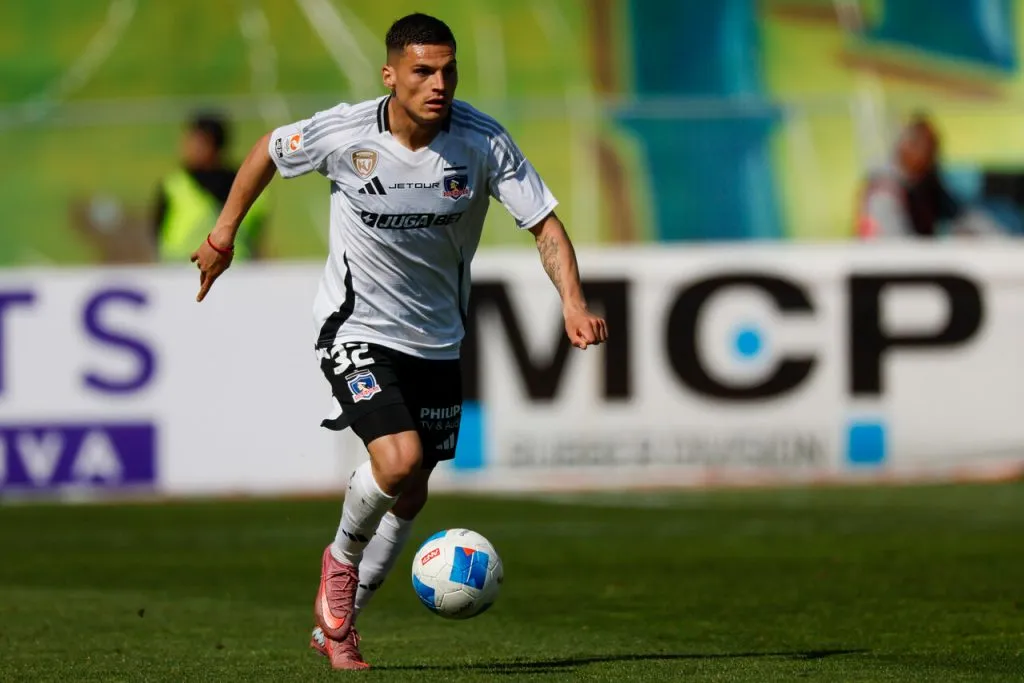 Lucas Cepeda puede estar viviendo sus últimos días en Colo Colo. Imagen: Andres Pina/Photosport