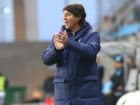 DT de Católica no come vidrio por la reunión de Tobar con Colo Colo