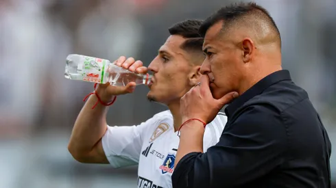 Ahora: Mosa y Almirón se reúnen en camarines