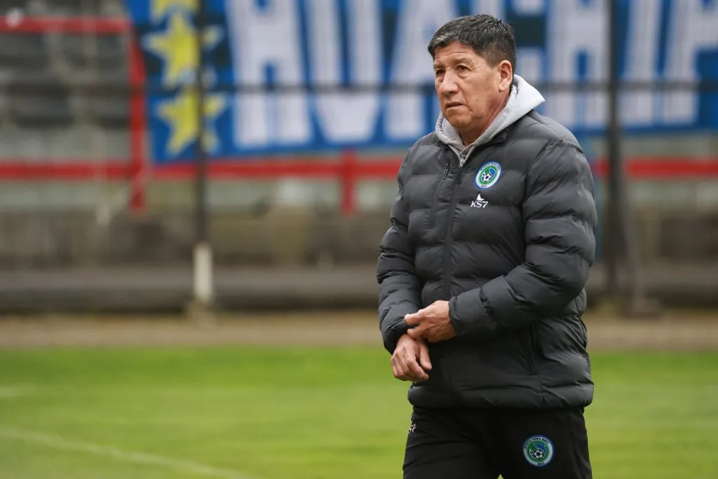 Jaime Vera, entrenador de Deportes Puerto Montt. (Foto: Photosport)