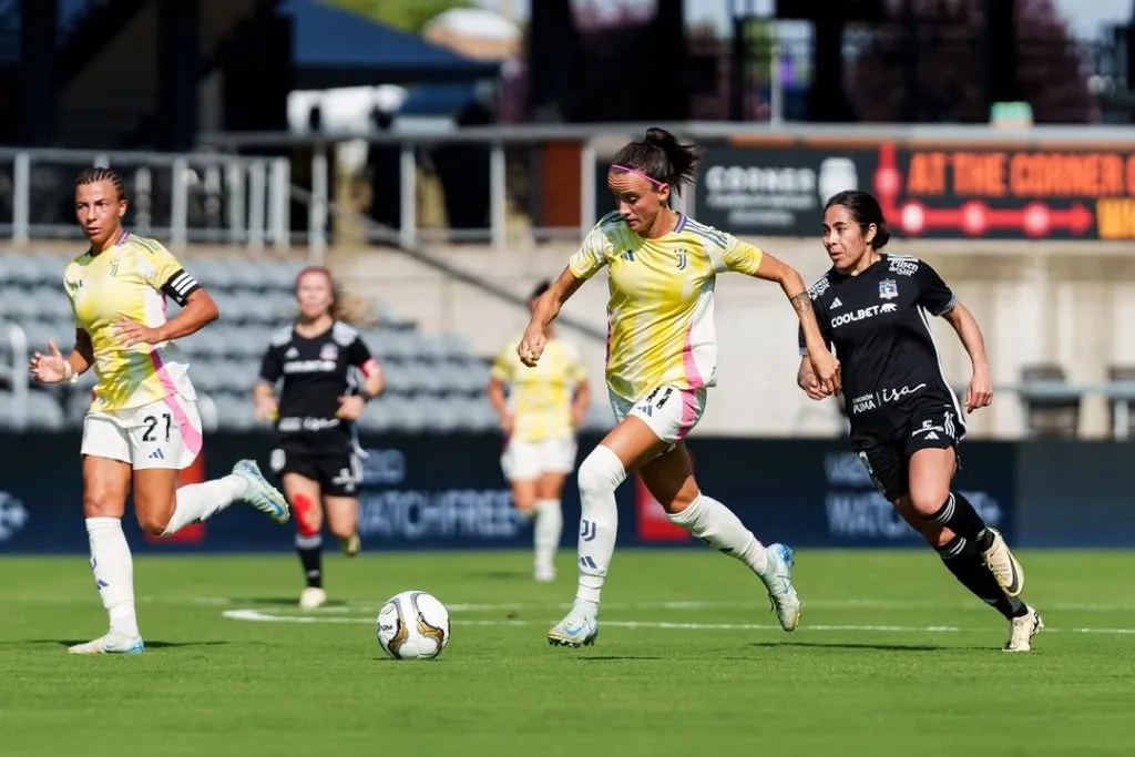 Las Albas enfrentándose a la Juventus en la The Women’s Cup. (Foto: thewomenscupofficial)
