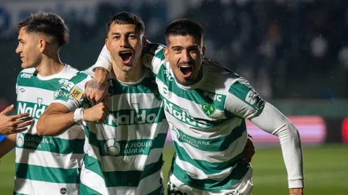 Morales destaca en partido de Sarmiento con Atlético Tucumán.