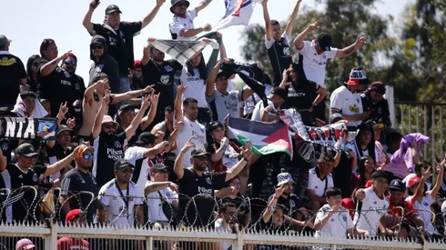 Hinchas de Colo Colo reciben pésima noticia de cara al partido con Palestino.