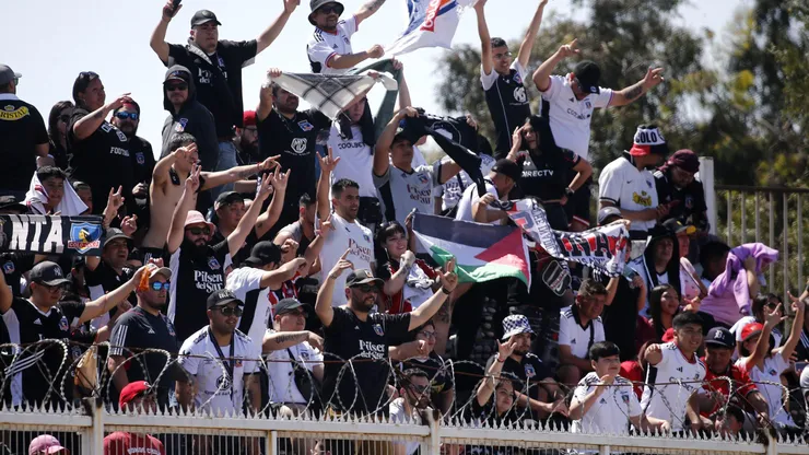 Hinchas de Colo Colo reciben pésima noticia de cara al partido con Palestino.