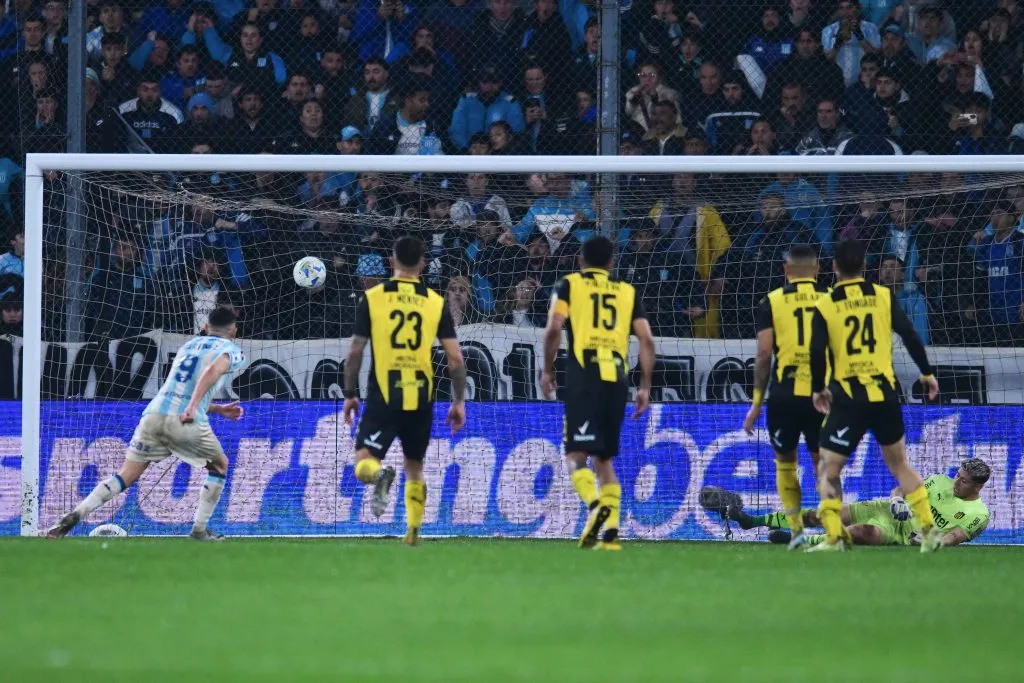 Brayan Cortés con la camiseta de Peñarol