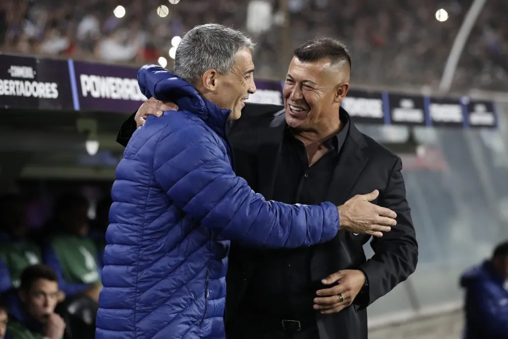 La diferencia salarial entre Jorge Almirón y Juan Pablo Vojvoda. 