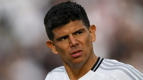 DT interino de Colo Colo habla sobre la titularidad de Esteban Pavez.