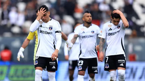 Dos jugadores de Colo Colo al borde de la suspensión.