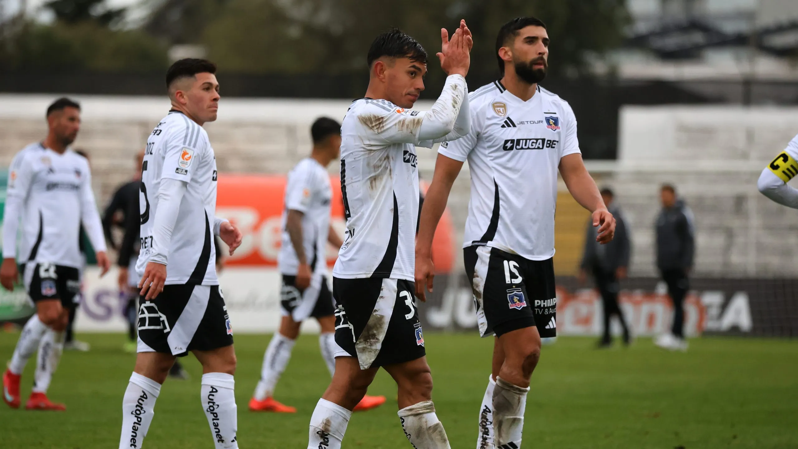 Colo Colo piensa en el Superclásico ante la U. Imagen: Jonnathan Oyarzun/Photosport