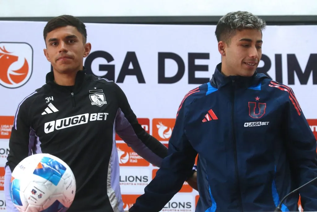 Vicente Pizarro en la conferencia de capitanes. (Foto: Photosport)