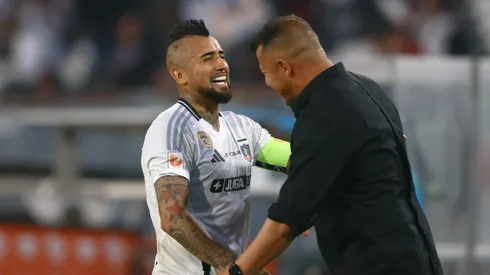 El cariñoso mensaje de Arturo Vidal a Jorge Almirón tras su despedida de Colo Colo.