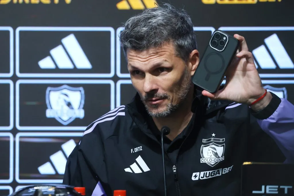 Fernando Ortiz fue presentado como DT de Colo Colo | Foto: Photosport